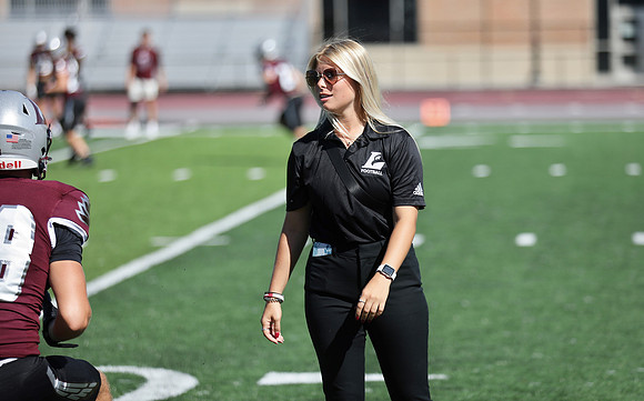 COACH Kelly Cline   (22)