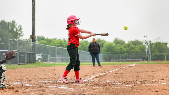 6-10-25 Ariella Softball Game (137)