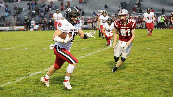 19 Davis Hamilton  (5)