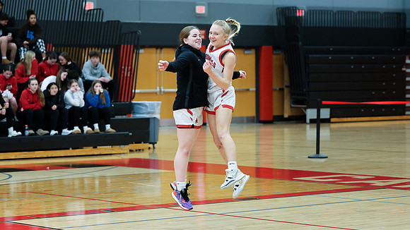 15 Danica Walters  (6)