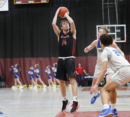 14 Ben Olson  (114)