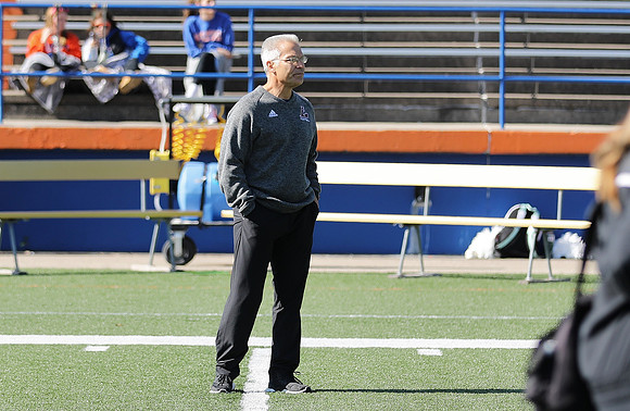 Coach Glenn Wright (2)