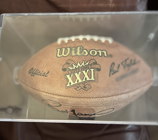($800.00) Item #52 Brett Favre Autographed Superbowl Pro Football & Case