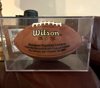 ($1000.00) Item #51 Reggie White Autographed Superbowl XXXI Pro Football & Case
