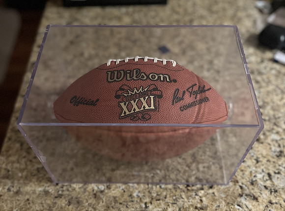 ($1000.00) Item #51 Reggie White Autographed Superbowl XXXI Pro Football & Case
