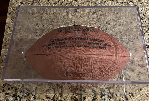($1000.00) Item #51 Reggie White Autographed Superbowl XXXI Pro Football & Case