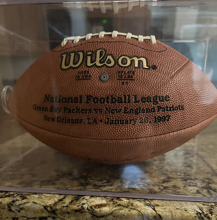 ($1000.00) Item #51 Reggie White Autographed Superbowl XXXI Pro Football & Case