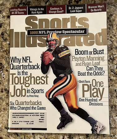 ($20.00) Item #112 Sports Illustrated Brett Favre Cover 1998 Season Preview Spectacular August 7 1998