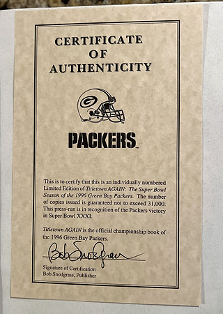 ($30.00) Item # 129 Titeltown Again Limited Edition number 05756 of 31,000, Super bowl season of the 1996 Green Bay Packers Letter of Auth, 144 Pages Bob Carlson, Mike Holmgren, Bob Harlan (3)