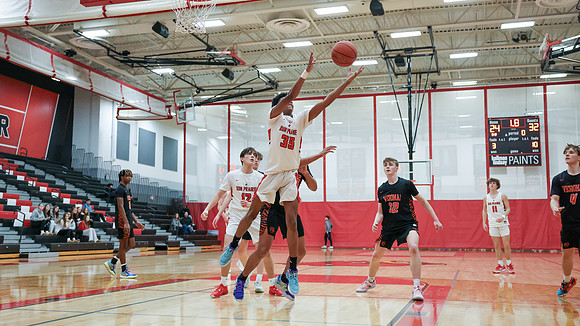 2-16-24 JV vs. Verona (92)