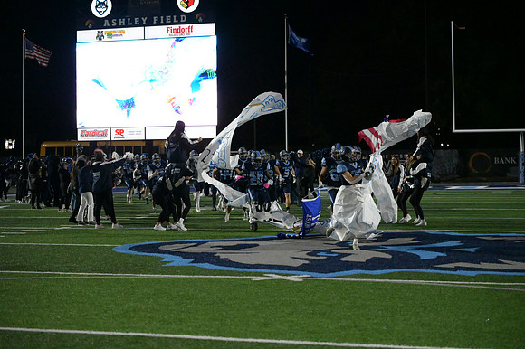 10-15-22 West Football vs. Oregon  (41)