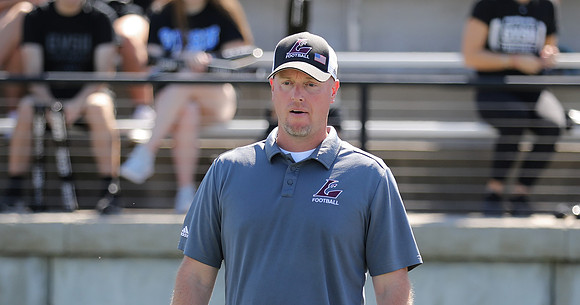 COACH Michael McGuire (1)