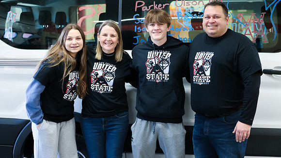 2-22-24 Wrestling State Tournament Send Off  (6)