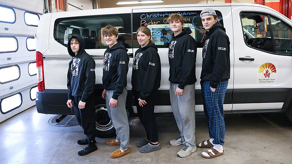 2-22-24 Wrestling State Tournament Send Off  (15)