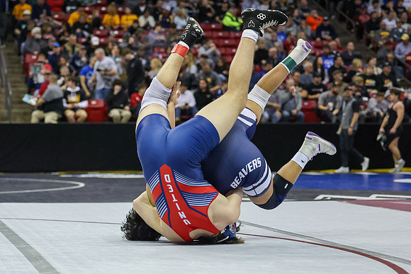 STATE TOURNEY 215lbs. Jaxon Johnson Bout 2 (40)