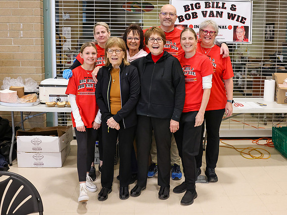 BIG BILL & BOB VAN WIE Invitational Helpers  (1)