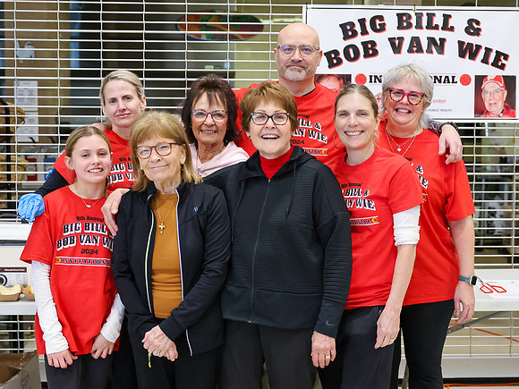 BIG BILL & BOB VAN WIE Invitational Helpers  (6)