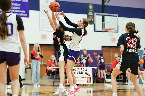 2-25-24 Waunakee 8th Grade Girls vs. Hortonville at BIG BILL & BOB VAN WIE INVITATIONAL  (117)