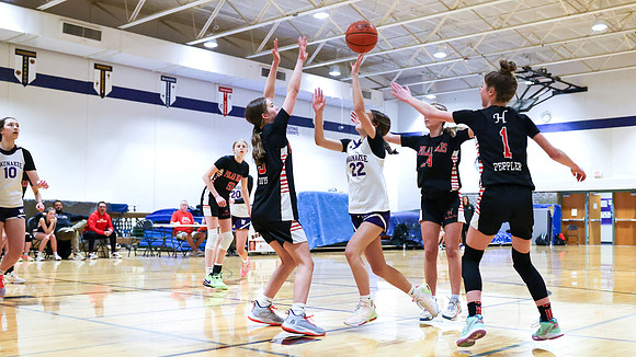 2-25-24 Waunakee 8th Grade Girls vs. Hortonville Championship Game at BIG BILL & BOB VAN WIE INVITATIONAL  (28)