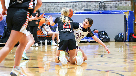 2-25-24 Waunakee 8th Grade Girls vs. Hortonville Championship Game at BIG BILL & BOB VAN WIE INVITATIONAL  (55)