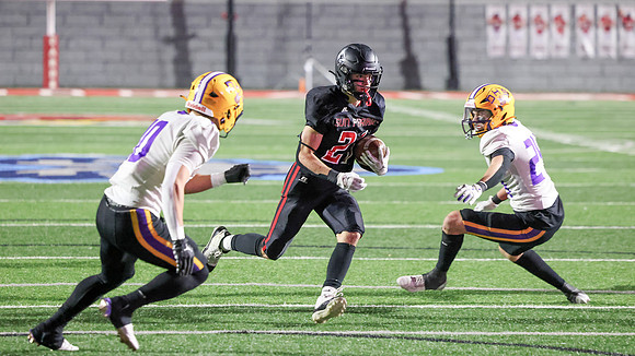 21 Brady Kaufman (6)