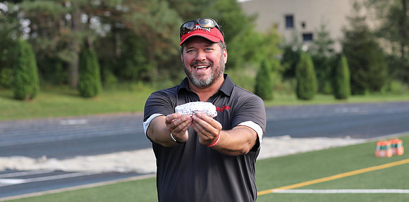COACH Jim Hamilton (1)