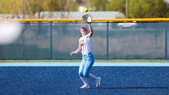4-24-25 VARSITY Hits 4 Autism vs. Sun Prairie East (28)