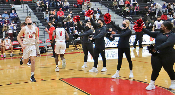 1-21-22 VARSITY Dance at Varsity Basketball Game  (18)