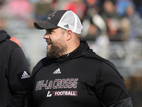Coach Mitchell Collicott (6)
