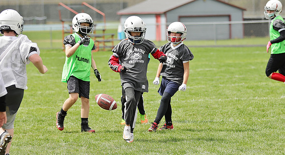 4-11-21 6th Grade Peterson  vs. 6th Grade Johnson  (71)