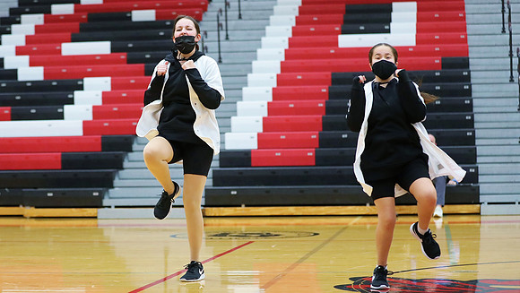 JV Dance 1-13-22 at JV Basketball Game  (17)
