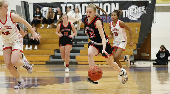 12-28-22 VARSITY vs. Seymour at Waunakee Holiday Tournament  (31)