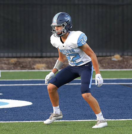 22 Jacob Holland  (2)