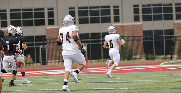 6 Joey Stutzman (31)