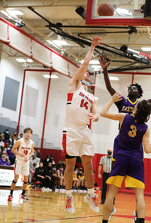 14 Ben Olson (42)