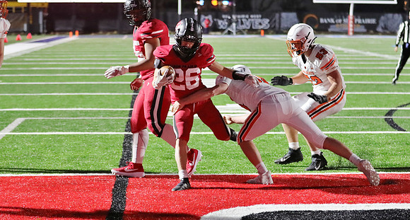 26 Michael McMillan vs. Verona