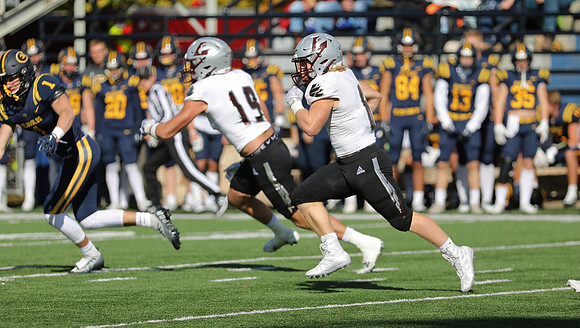 6 Joey Stutzman  (52)