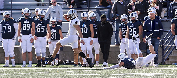 10-8-22 vs. UW Stout  (152)