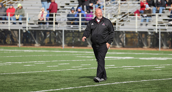 Coach Jon Larson  (5)