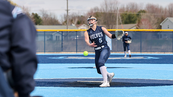 4-19-25 VARSITY vs. Hudson (76)
