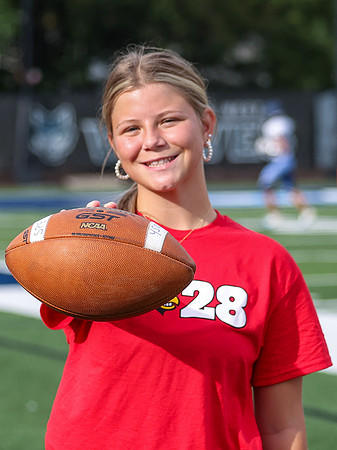 Manager Grace Stelzer (6)