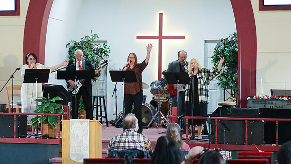 3-31-24 Easter Service  (12)