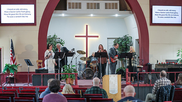 3-31-24 Easter Service  (25)