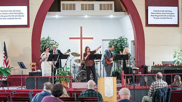 3-31-24 Easter Service  (26)