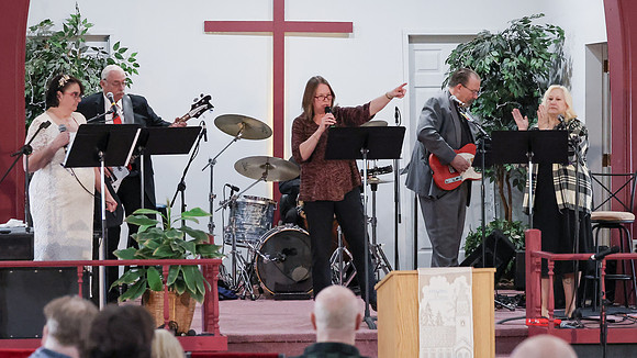 3-31-24 Easter Service  (27)
