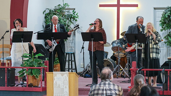 3-31-24 Easter Service  (29)