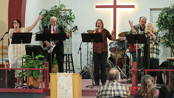 3-31-24 Easter Service  (31)