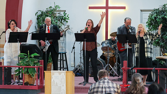 3-31-24 Easter Service  (35)