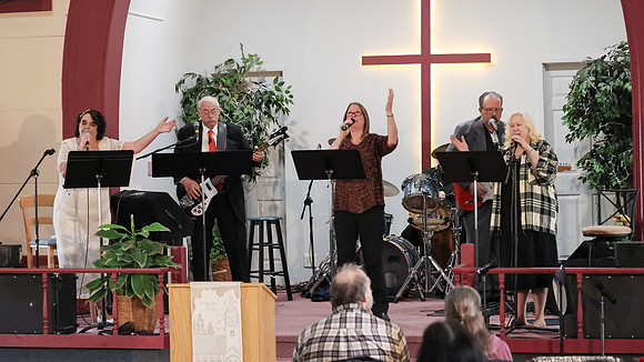 3-31-24 Easter Service  (36)