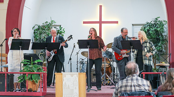 3-31-24 Easter Service  (38)